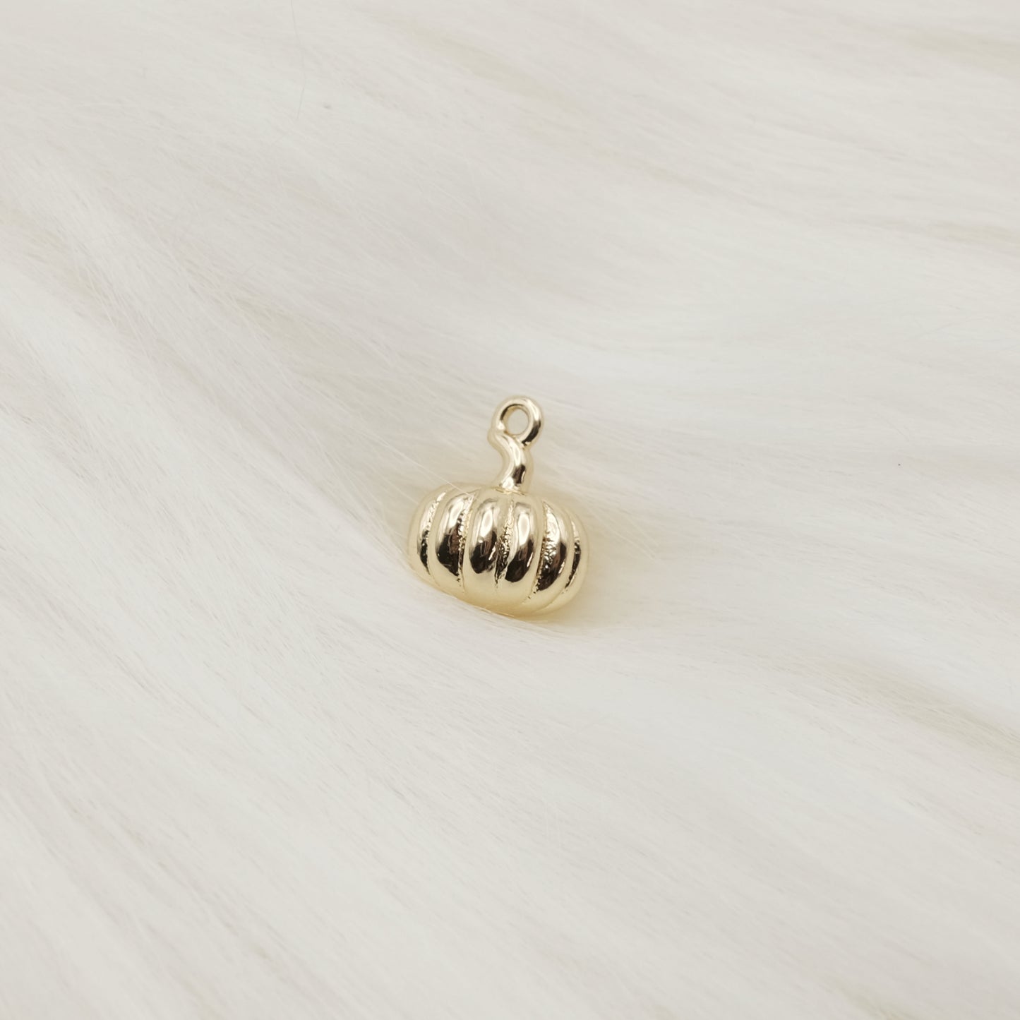 Small Pumpkin Charm