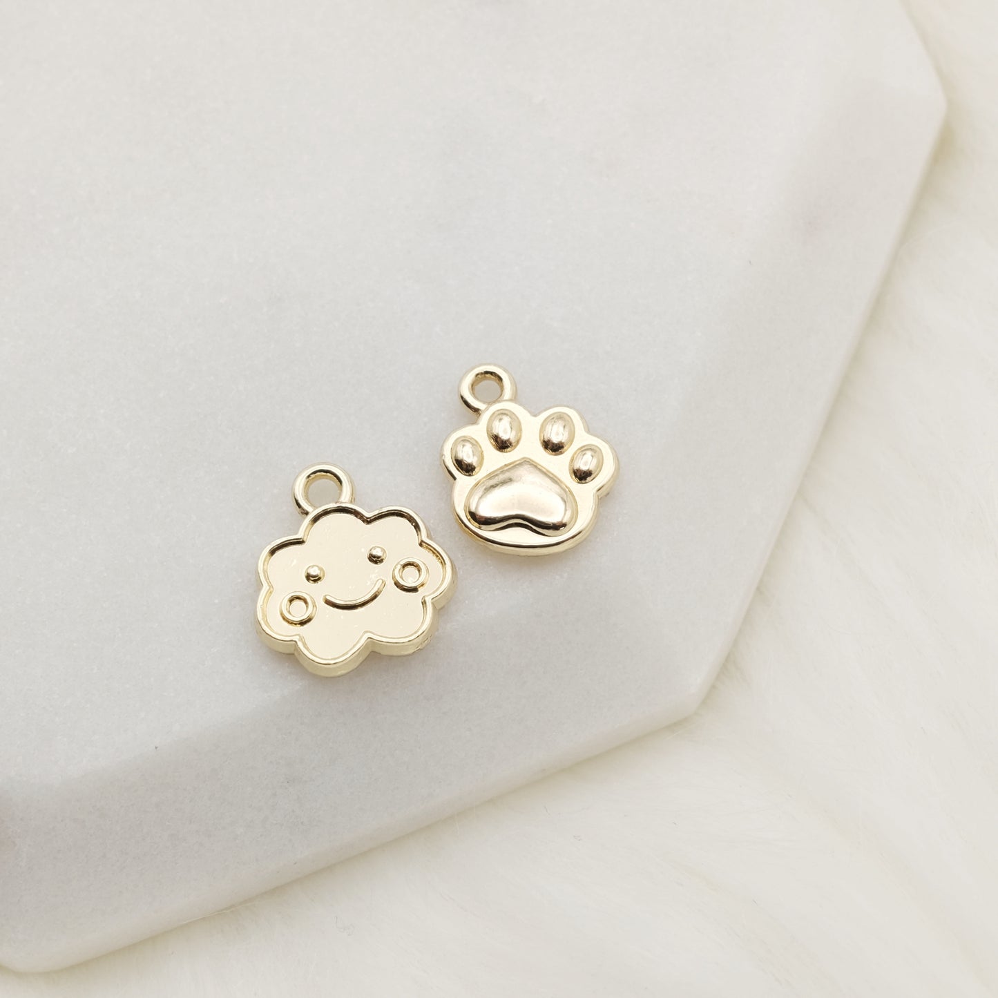 Happy Cloud Charm