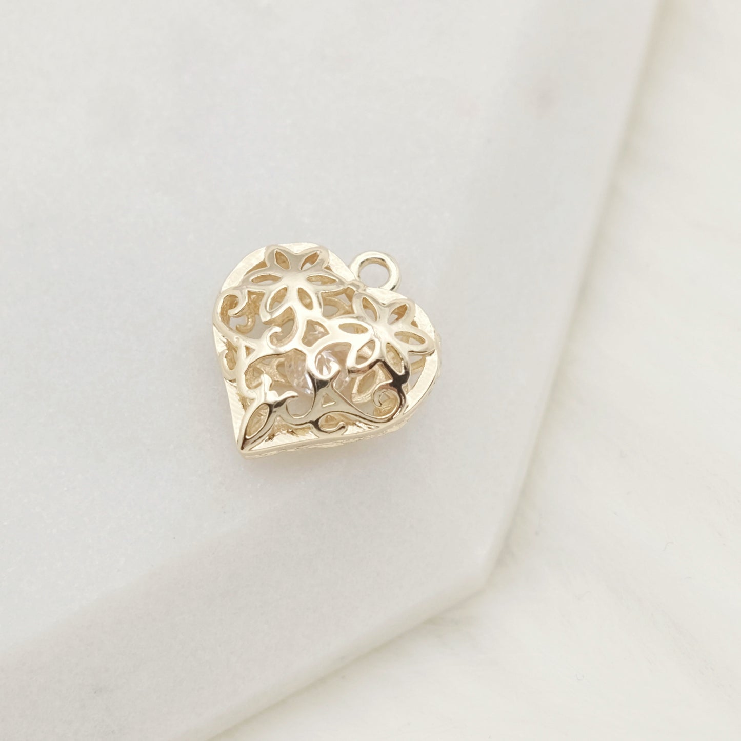 Radiant Heartlace Charm