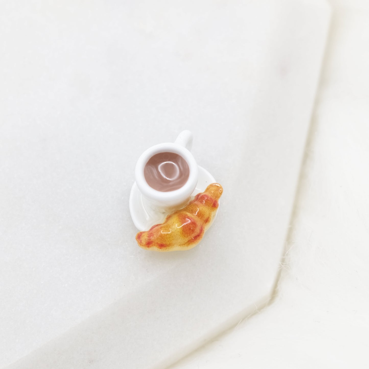 Enamel Croissipresso Charm