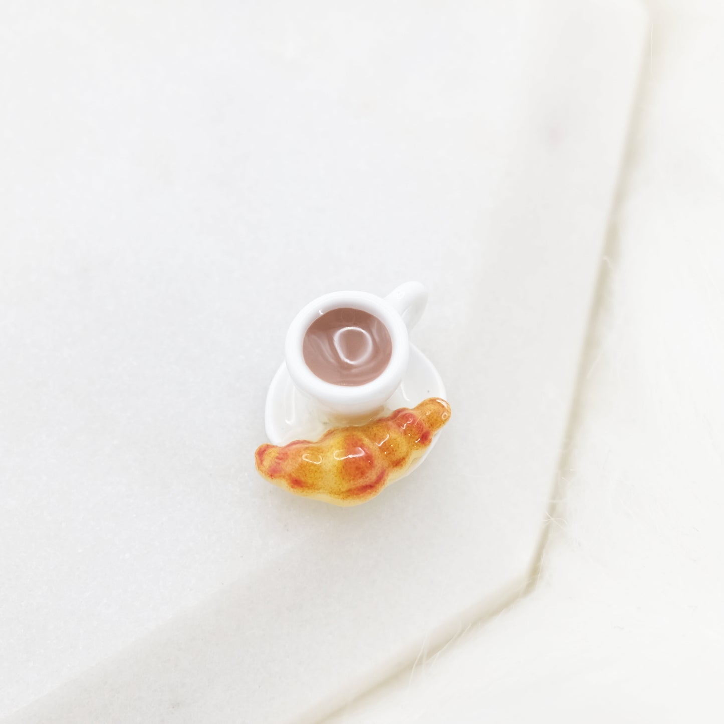 Enamel Croissipresso Charm