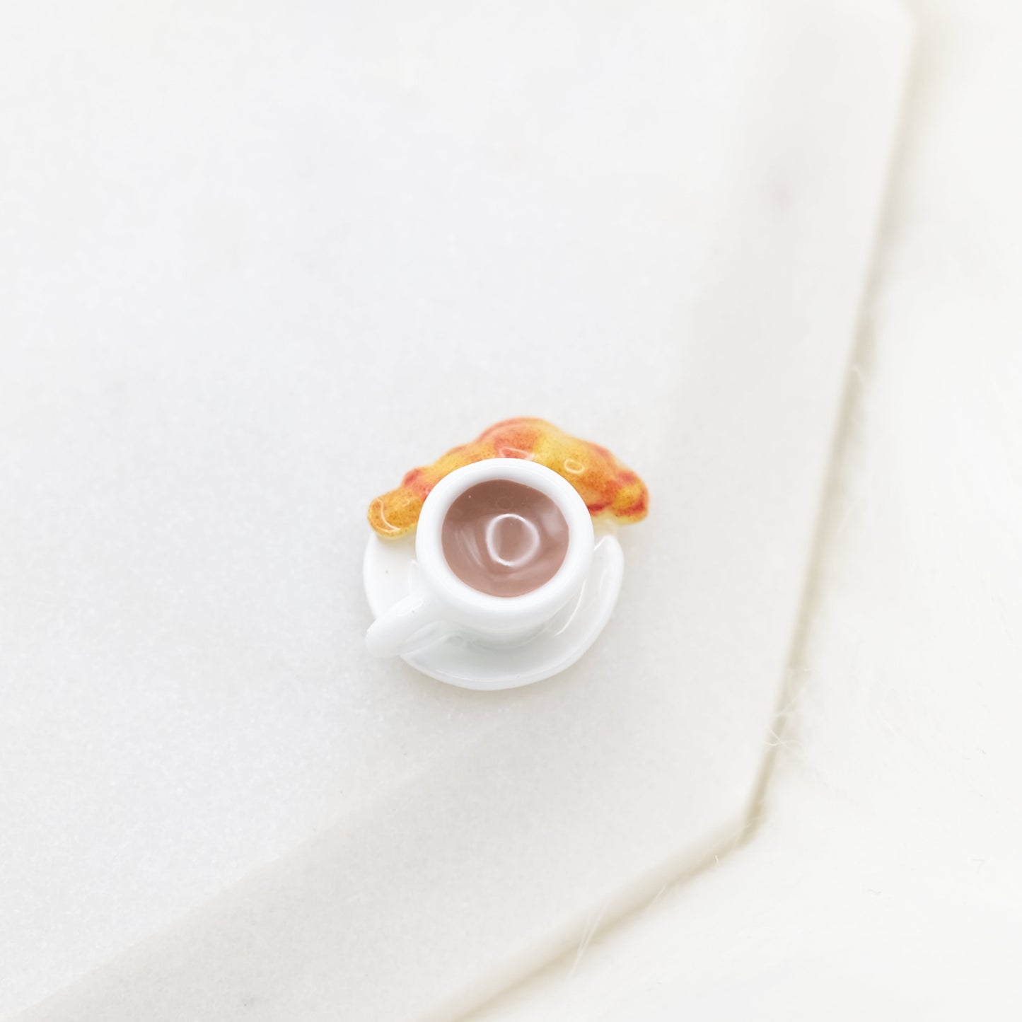 Enamel Croissipresso Charm