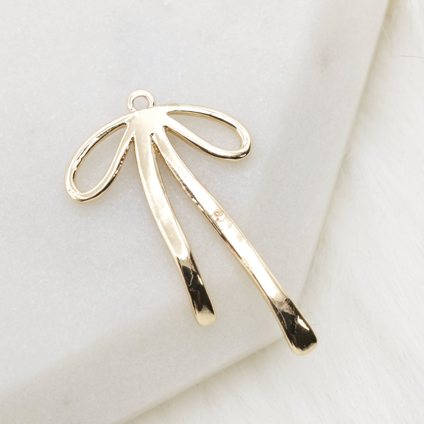 Brilliant Bow Charm
