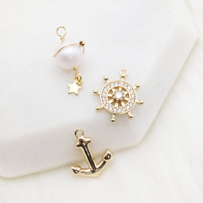 Sailor’s Hug Charm