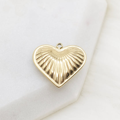 Contour Heart Pendant Charm