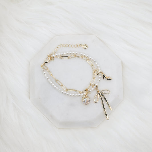 Heart Stealer Artisan Pearl Chain Bracelet