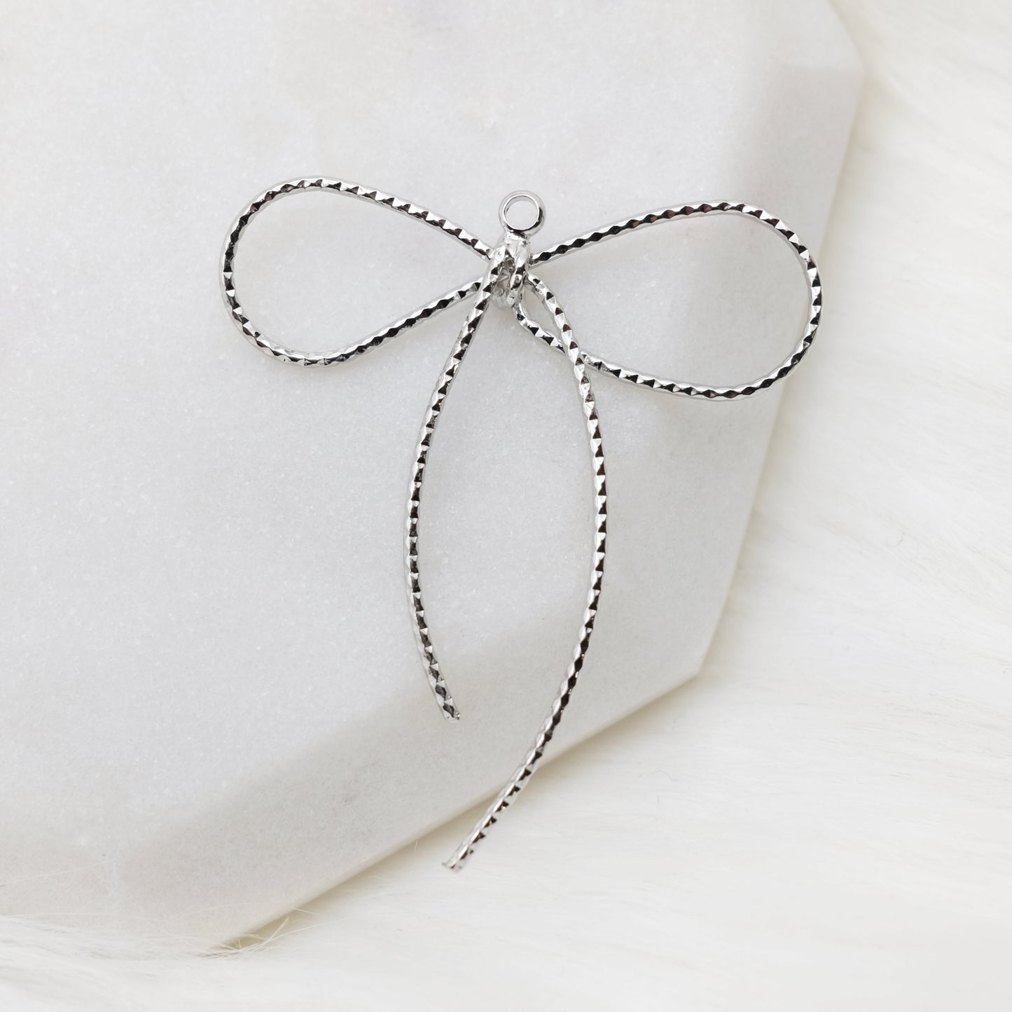 Lustrous Thread Charm