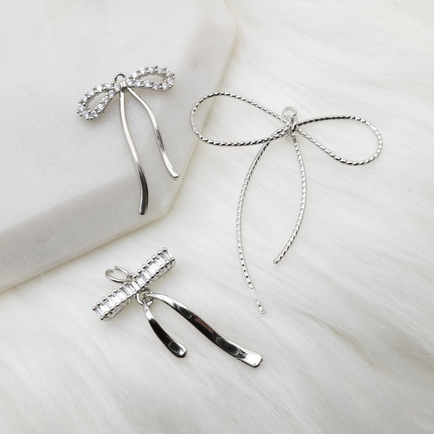 Lustrous Thread Charm