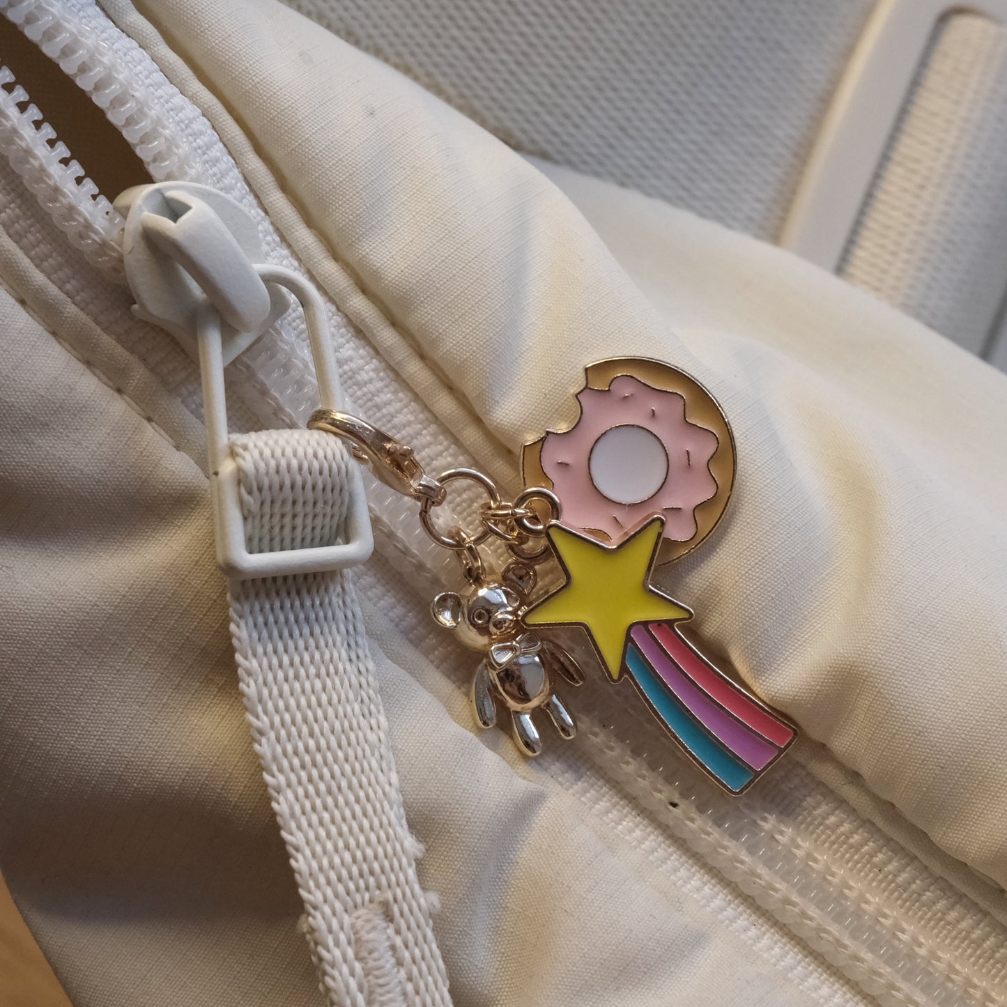 Wish-Upon-a-Donut Lil-Charmlet