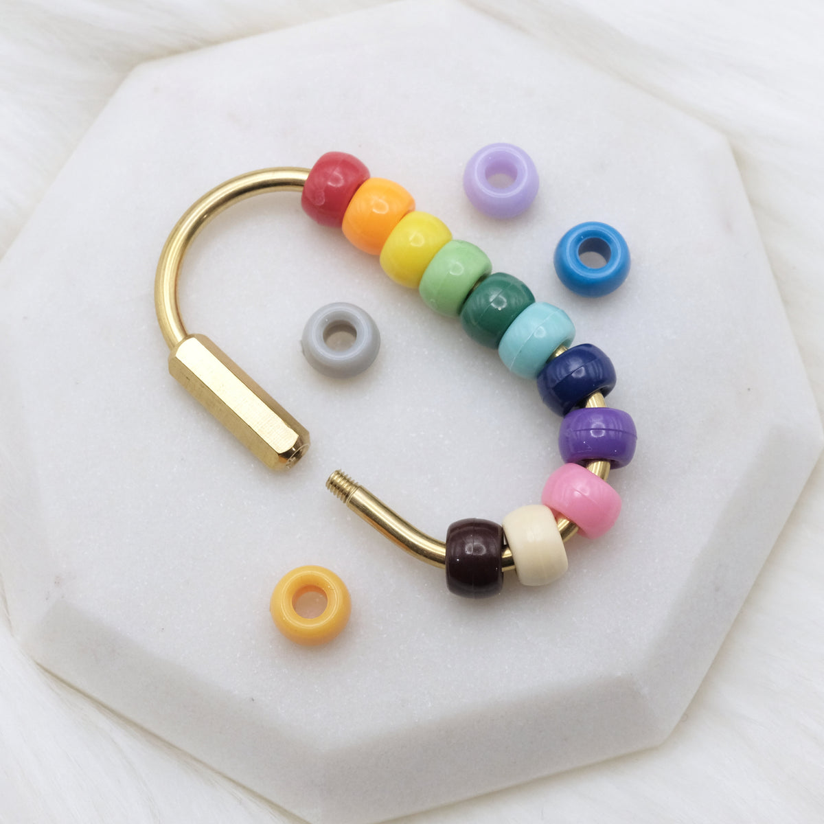 Charm Keeper Screw-Lock Carabiner